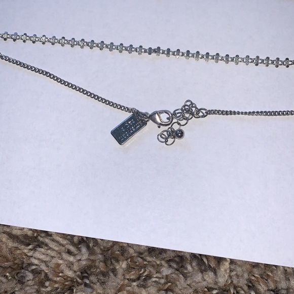 Assorted necklaces - choker length - Picture 4 of 4